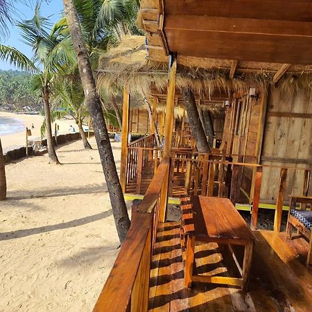 Sea Front Cottages Little Khola Cola ภายนอก รูปภาพ