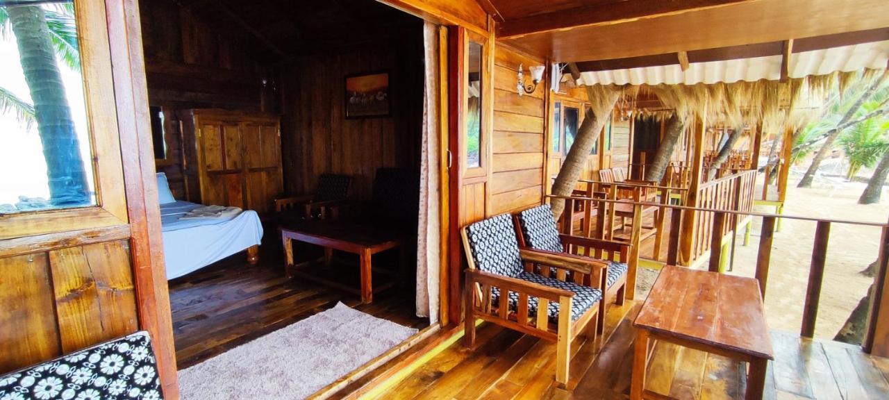 Sea Front Cottages Little Khola Cola ภายนอก รูปภาพ