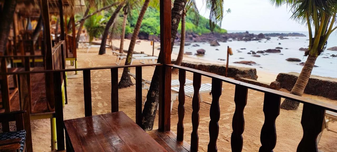 Sea Front Cottages Little Khola Cola ภายนอก รูปภาพ